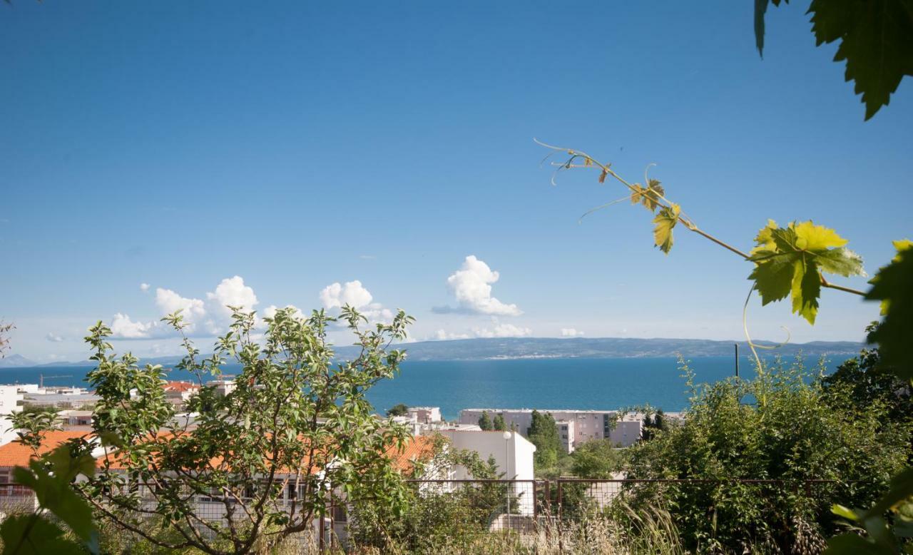 Apartment Raquil Split Exterior photo